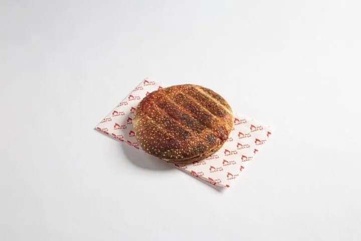 Kaaka Sandwhich / كعك بالسمسم